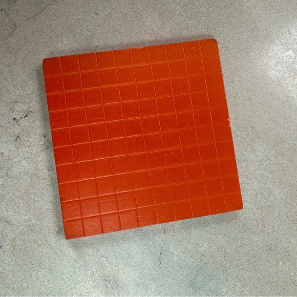 Math manipulatives - Picture 10 of 11